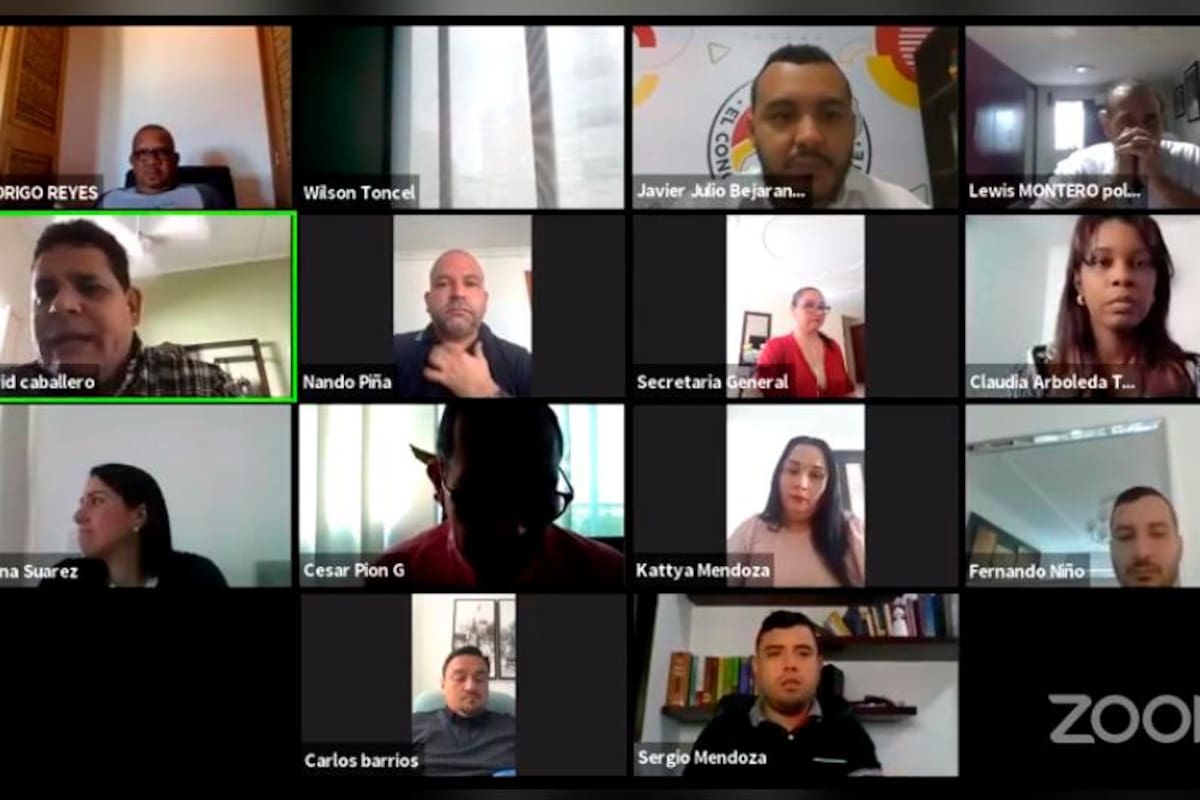 Comunidad participó en audiencia de proyecto sobre economía informal