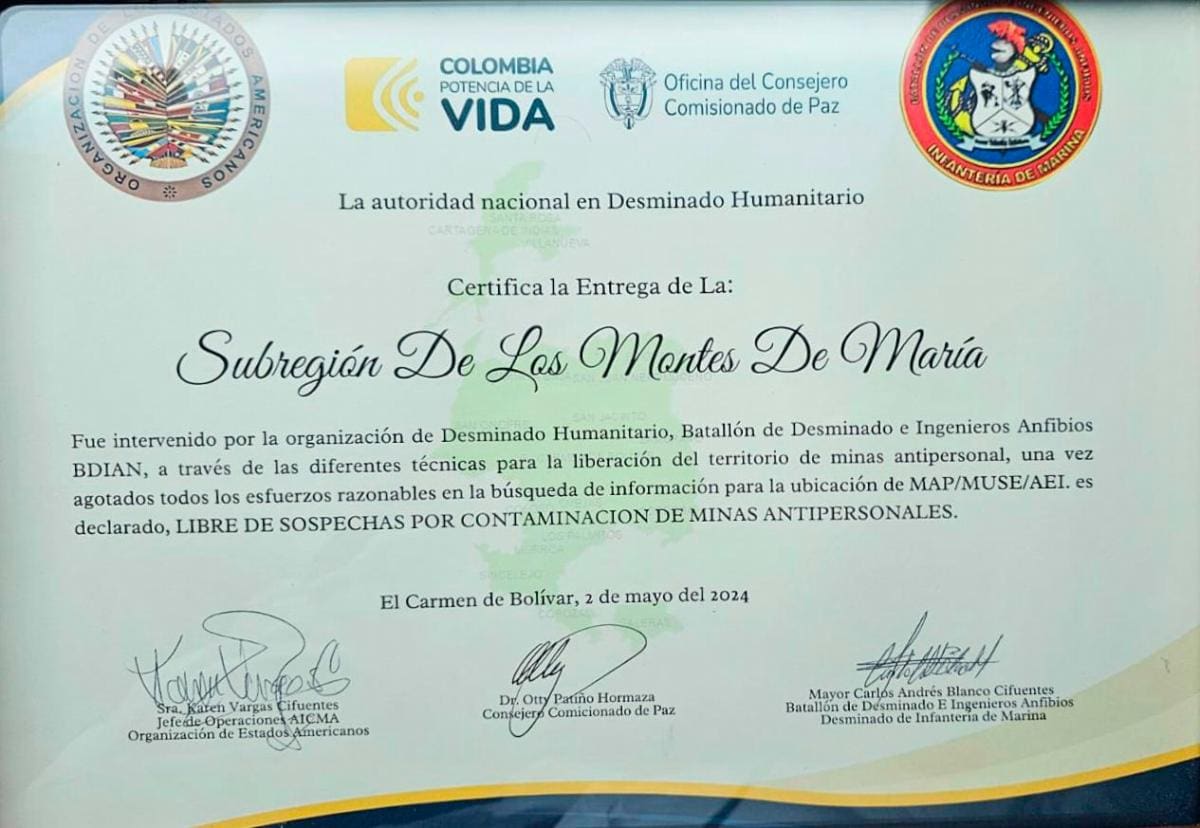Presidente Petro entregó a la Gobernación de Bolívar certificado de zona desminada en Montes de María.
