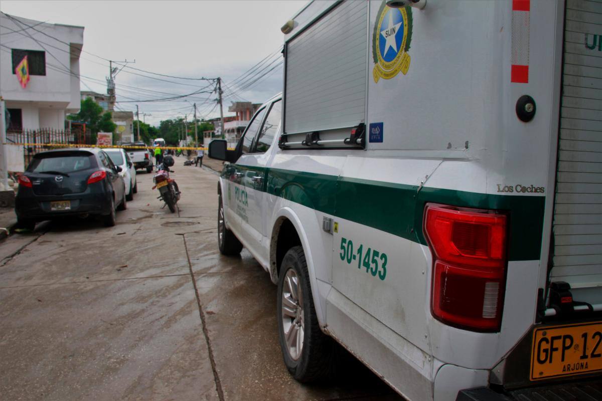 Última hora: asesinan a patrullero de la policía en un intento de atraco