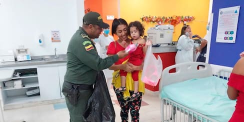 Policía de Bolívar continúa entregando alegría a los niños bolivarenses