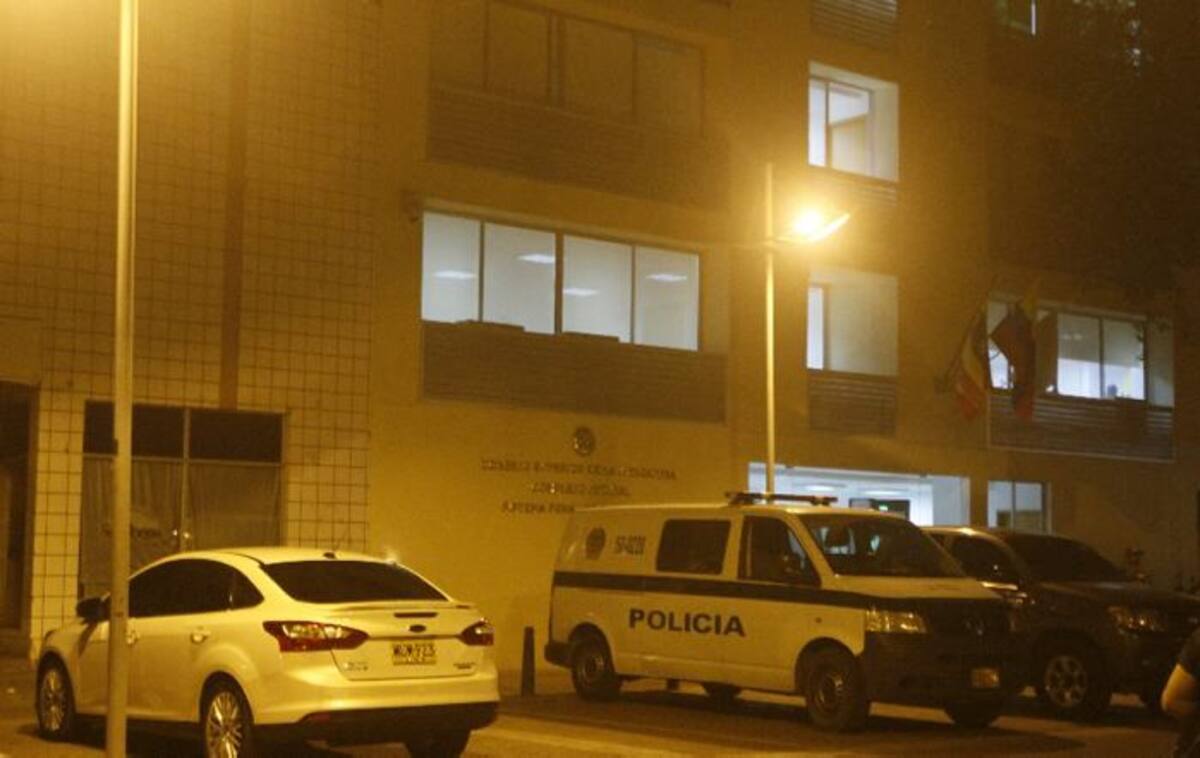 La audiencia de Garantías contra Miguel Rodríguez Villamil se hizo en el Centro de Servicios Judiciales que está junto a la plaza Benkos Biohó, en el Centro Histórico.