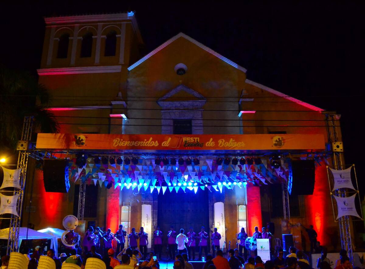 El FestiBandas 2014 se realizó en la Plaza de la Trinidad. CORTESÍA