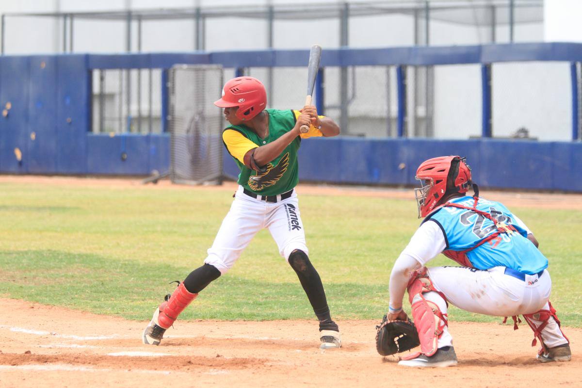 Sonaron los bates en la Liga Élite de Béisbol en Cartagena