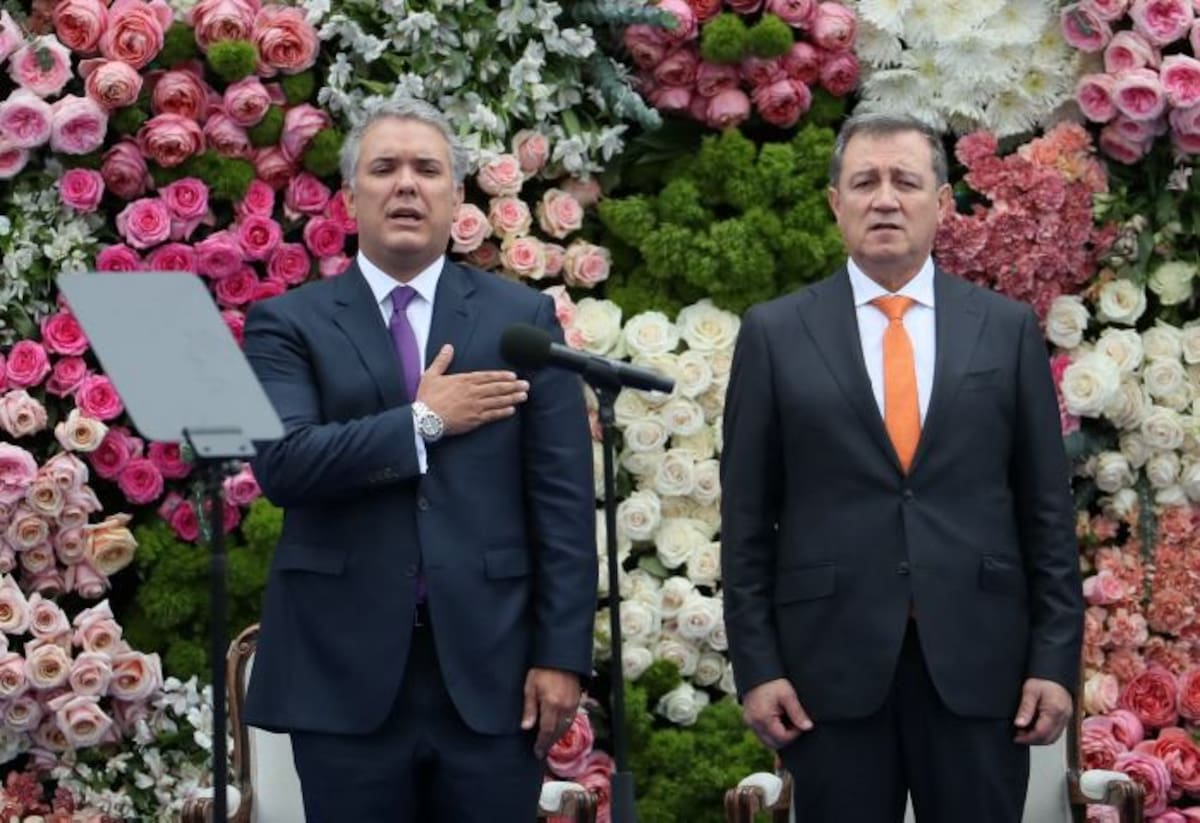 Iván Duque y Ernesto Macías. EFE