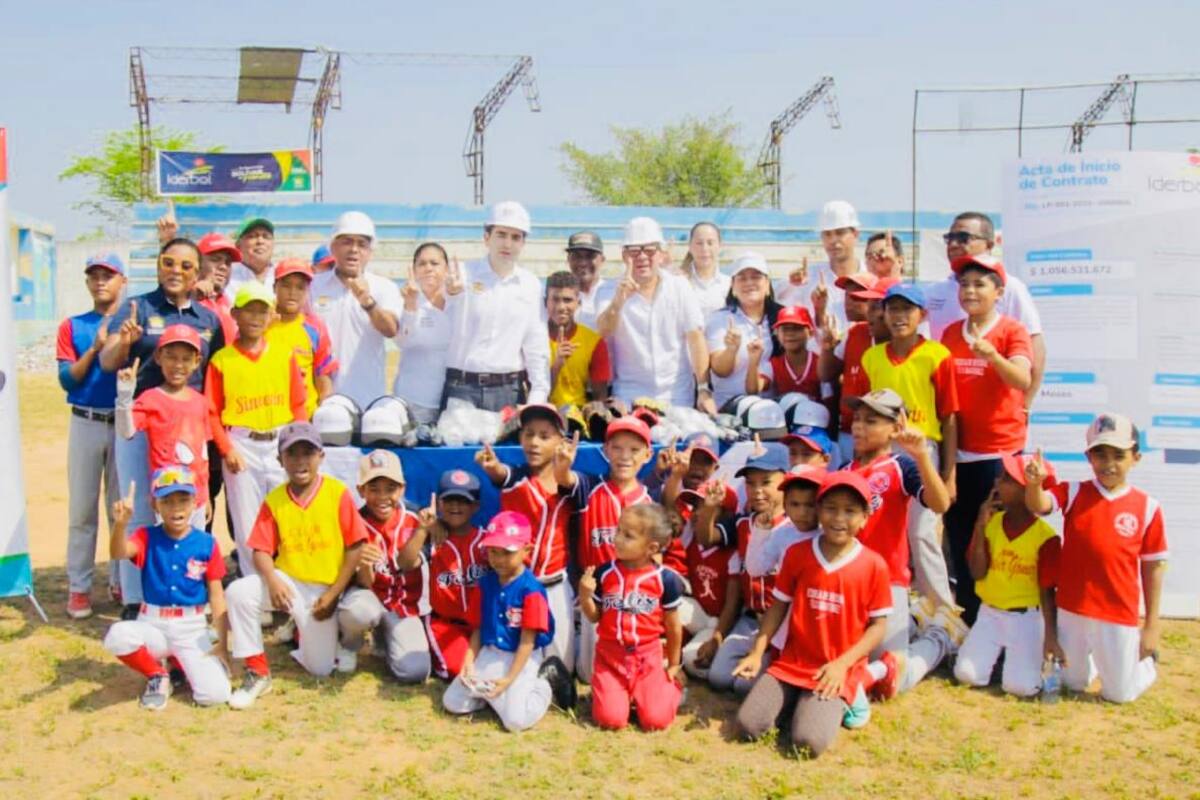 ¡Buena noticia!: Estadio de béisbol de Arjona será restaurado