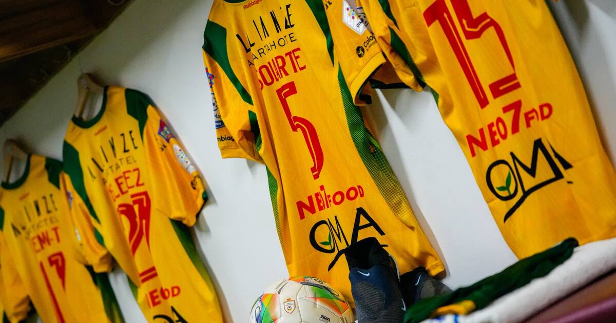 Video: Former Real Cartagena player captured for cell phone theft