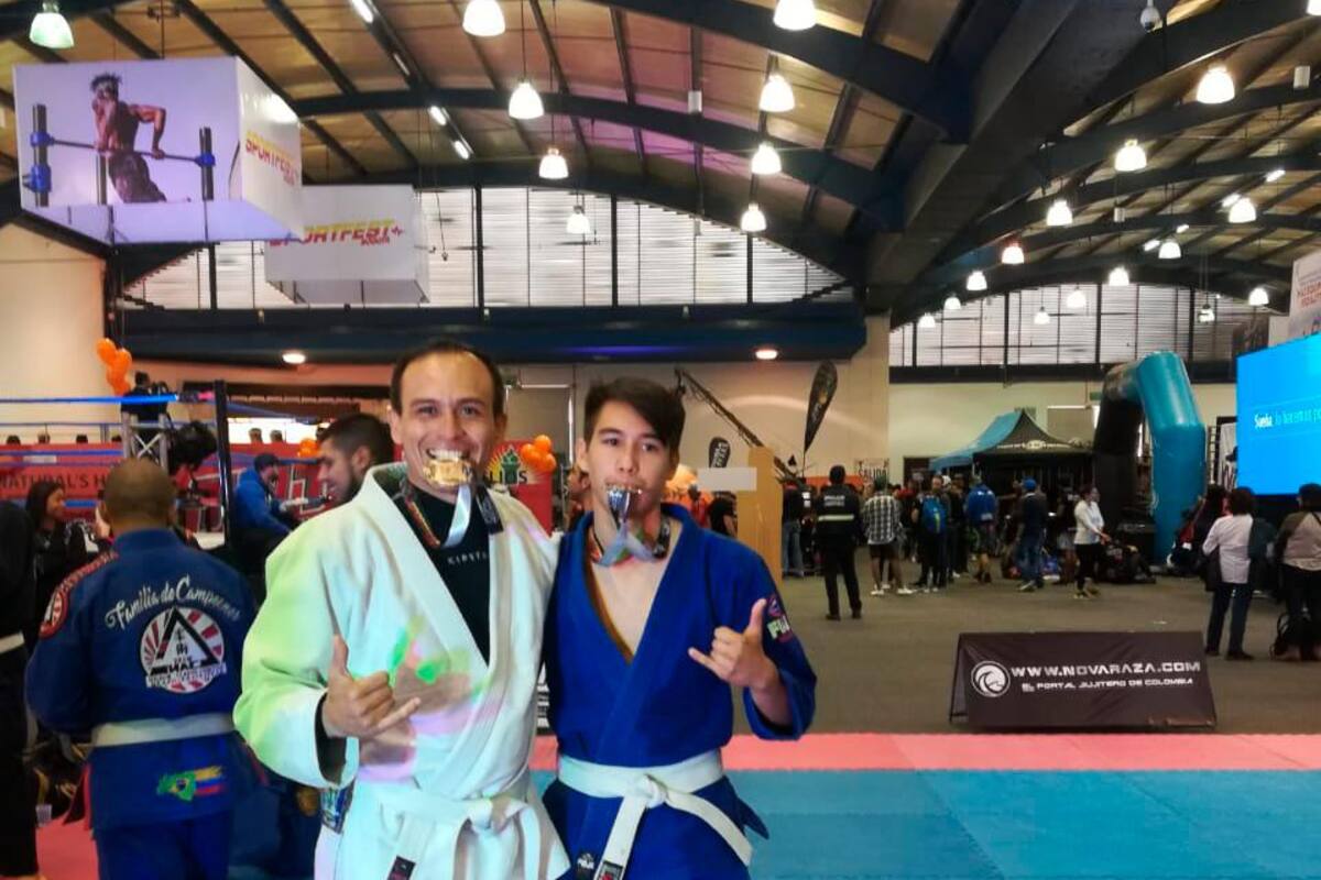 Padre e hijo se cuelgan tres medallas en Jiu-jitsu
