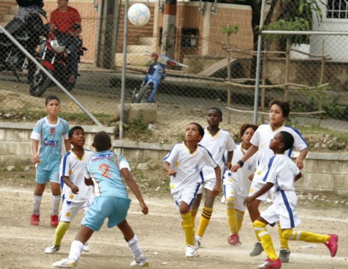 El balompié sucreño llegó a semifinales en las categorías Preinfantil e Infantil. FOTO/ MANUEL SANTIAGO PÉREZ.