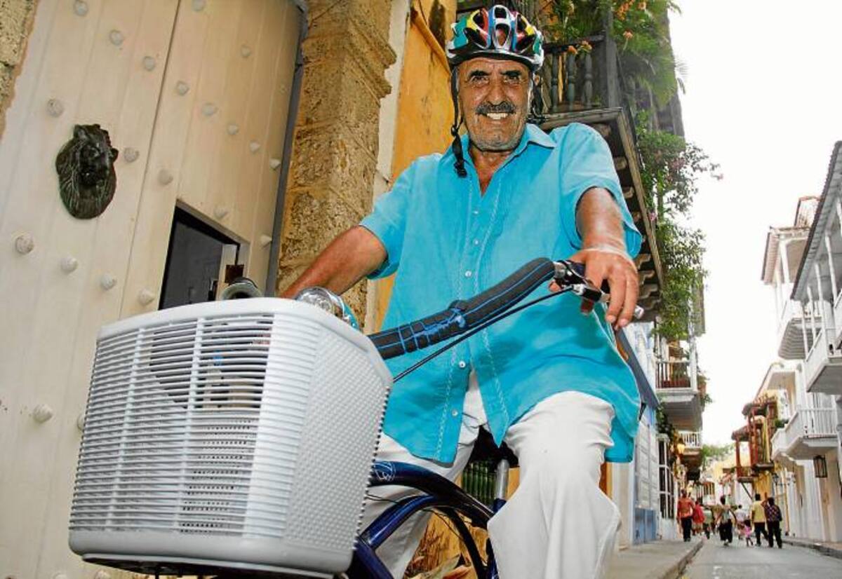 Salvo Basile rescata el contacto humano que ofrece montar en bicicleta. KAILLINE GIRALDO – EL UNIVERSAL