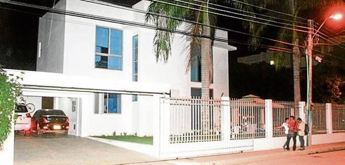 En esta casa del barrio El Recreo robaron dinero y joyas.