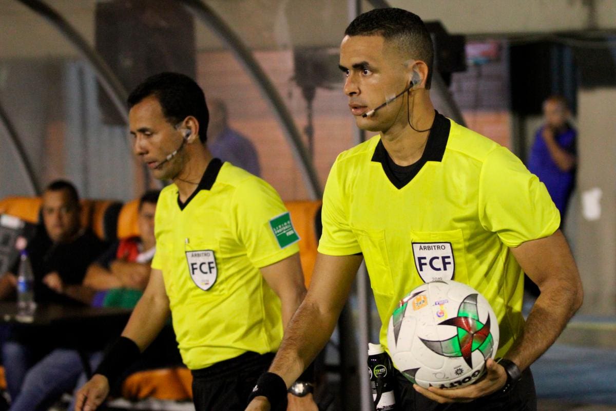 Carlos Ortega será el árbitro de la final América vs Santa Fe