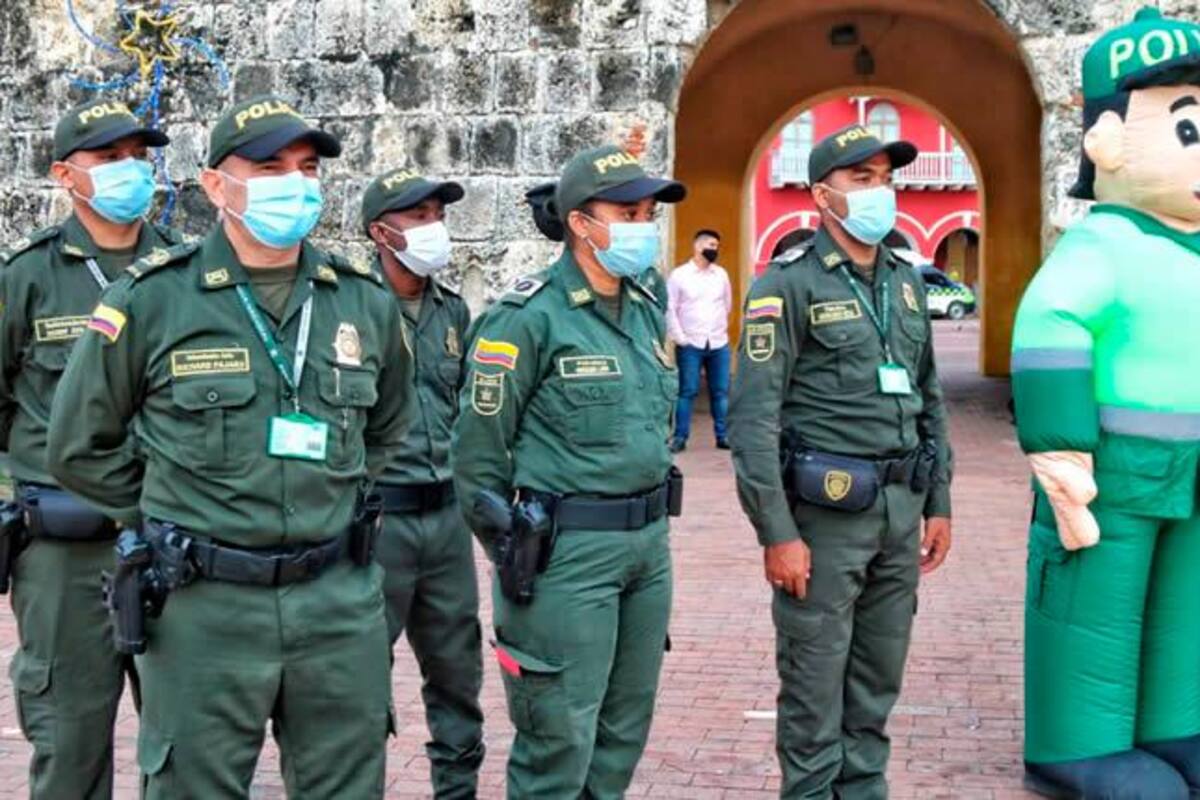 Policía de Cartagena recupera dinero producto de estafa a turistas de EE.UU.