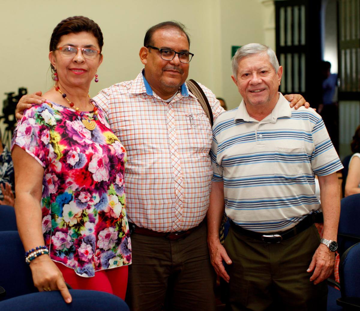 Angélica Escobar, Armando Muñoz y Édgar Cortez.