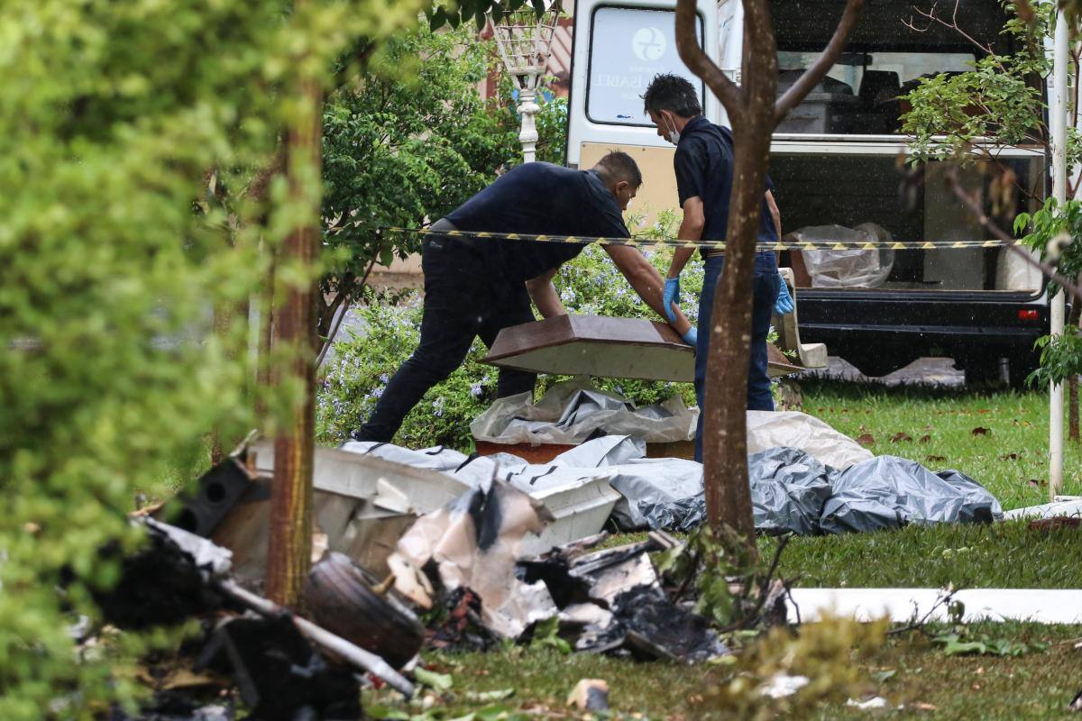 5 muertos, entre ellos un niño, en accidente aéreo en el estado de Sao Paulo