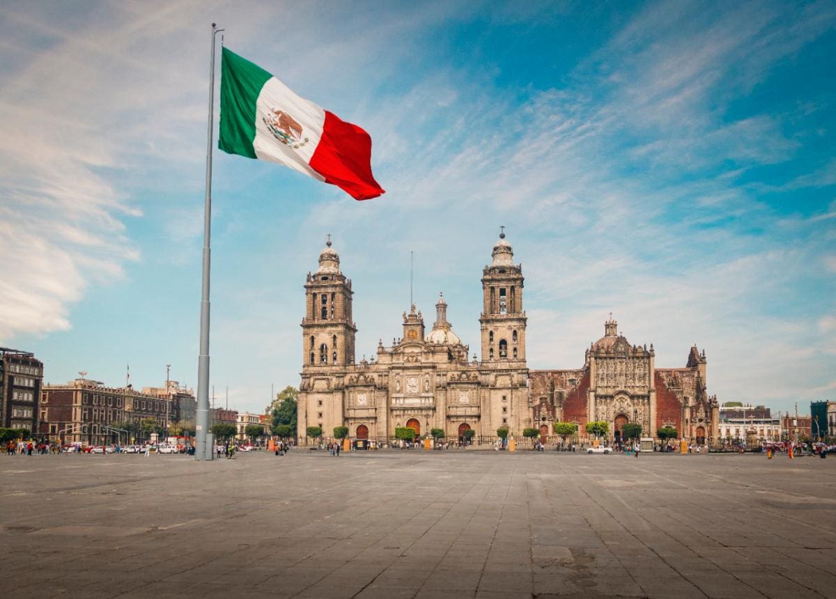 Plaza del Zócalo y Catedral de la Ciudad de México - Ciudad de México, México