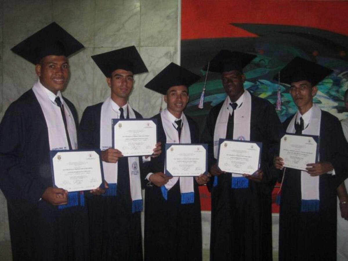 A la fecha, 225 estudiantes han egresado de carreras técnicas. CORTESÍA