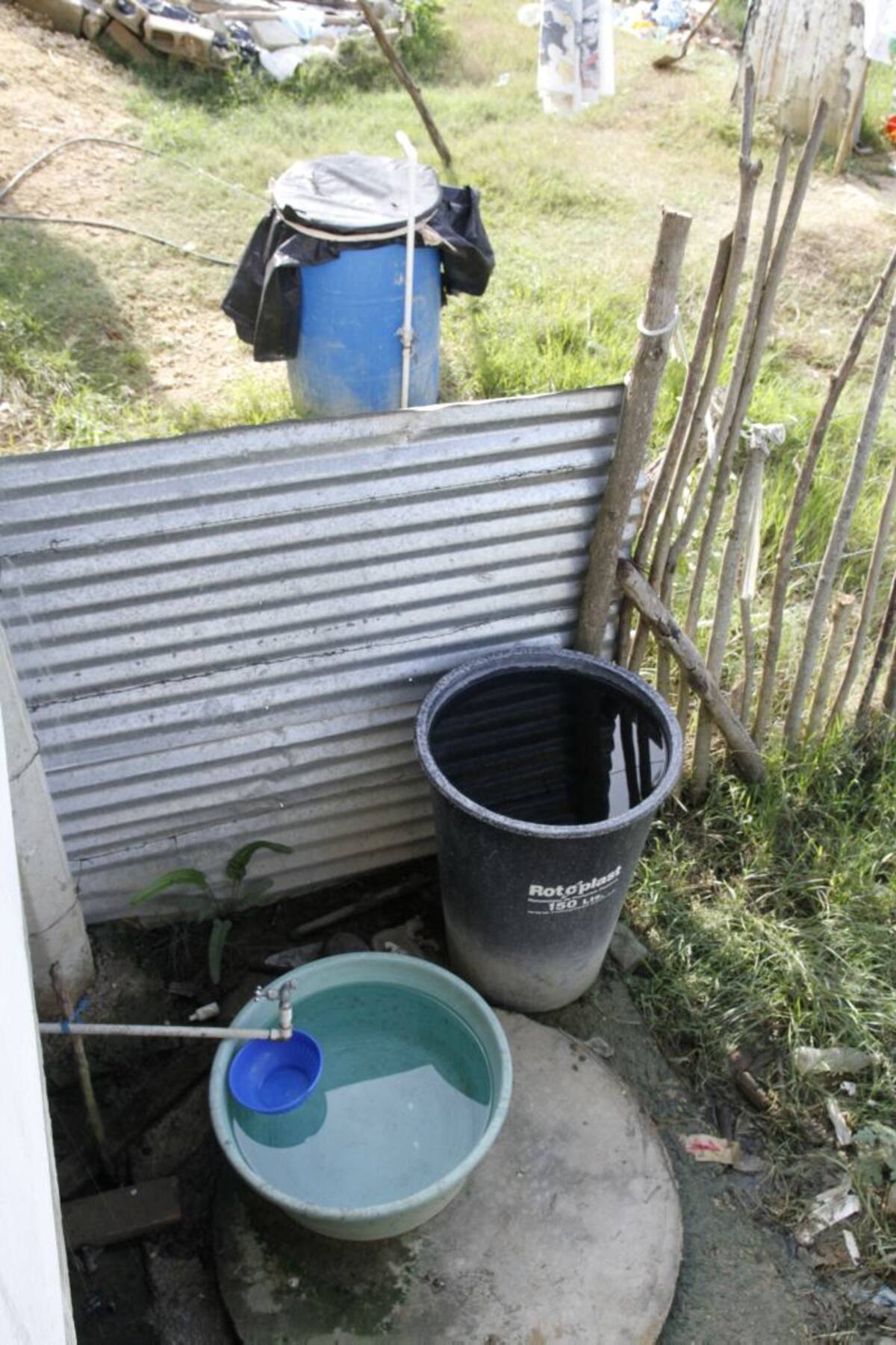 Las autoridades recomiendan todos los cuidados con los focos de contaminación. Archivo