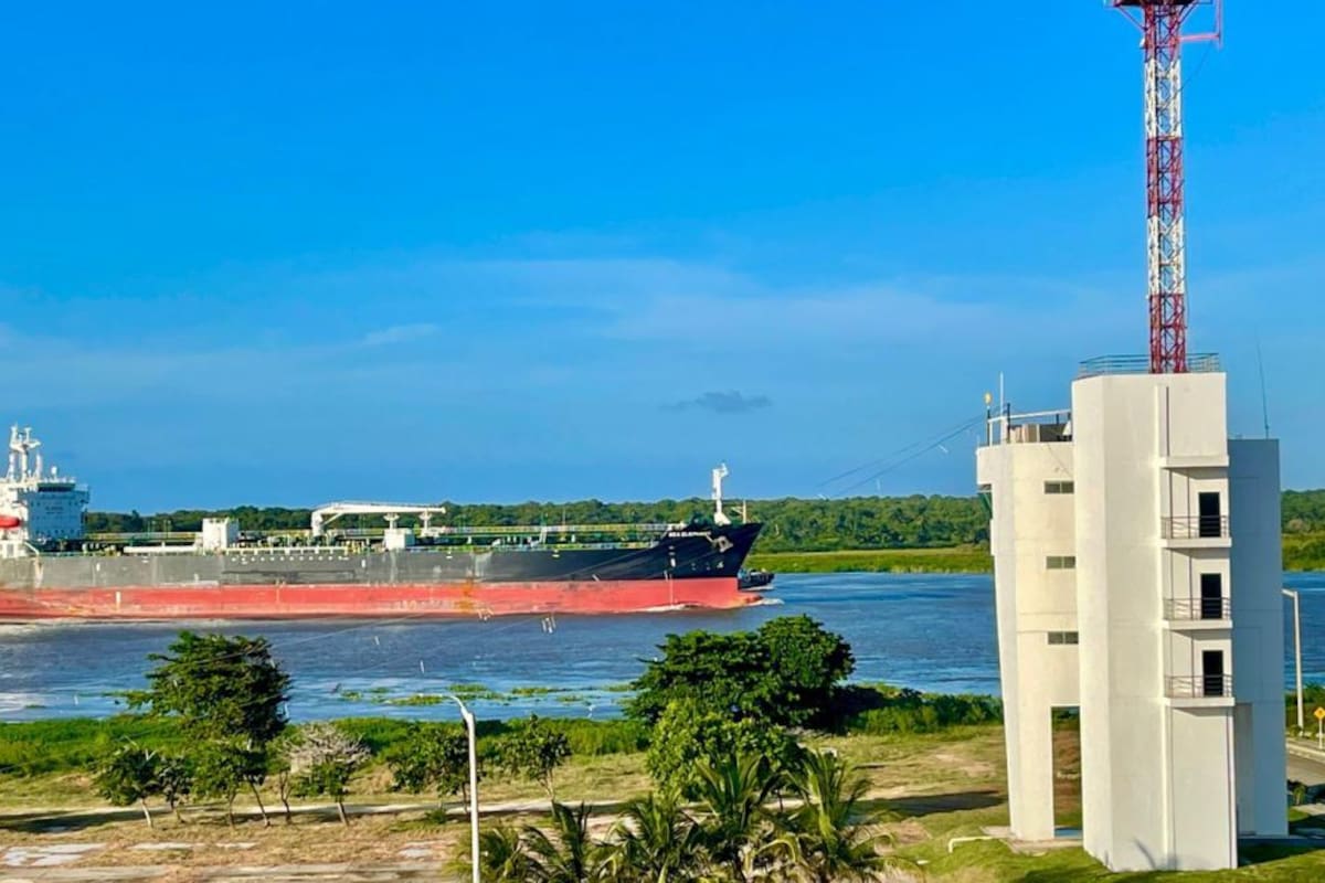 Portuarios de Barranquilla preocupados por bajo calado del Puerto