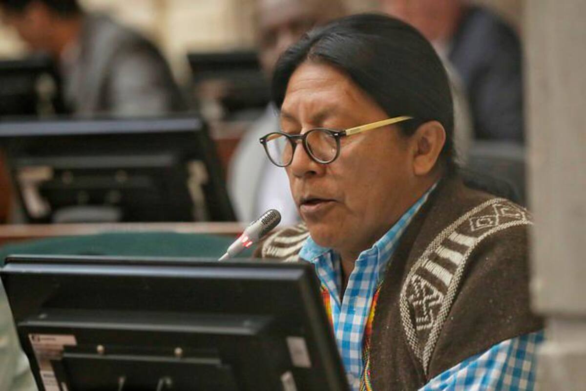 Feliciano Valencia denuncia que lo intentaron matar