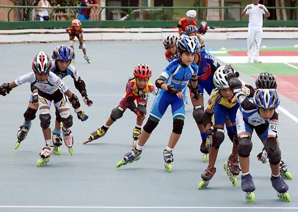 Alrededor de 400 niños patinadores rodarán en la pista del Coliseo Cubierto Las Delicias