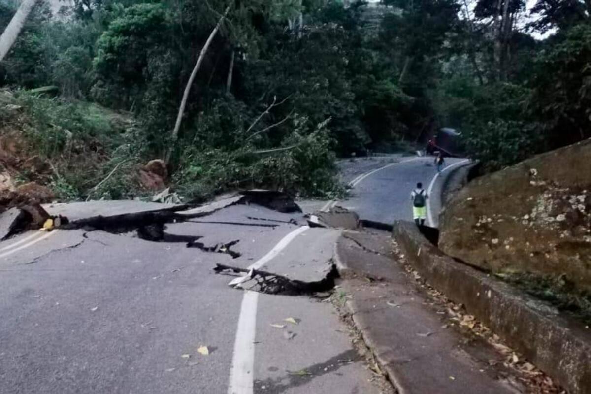 Cierran la carretera entre Bucaramanga y Barrancabermeja por deslizamientos