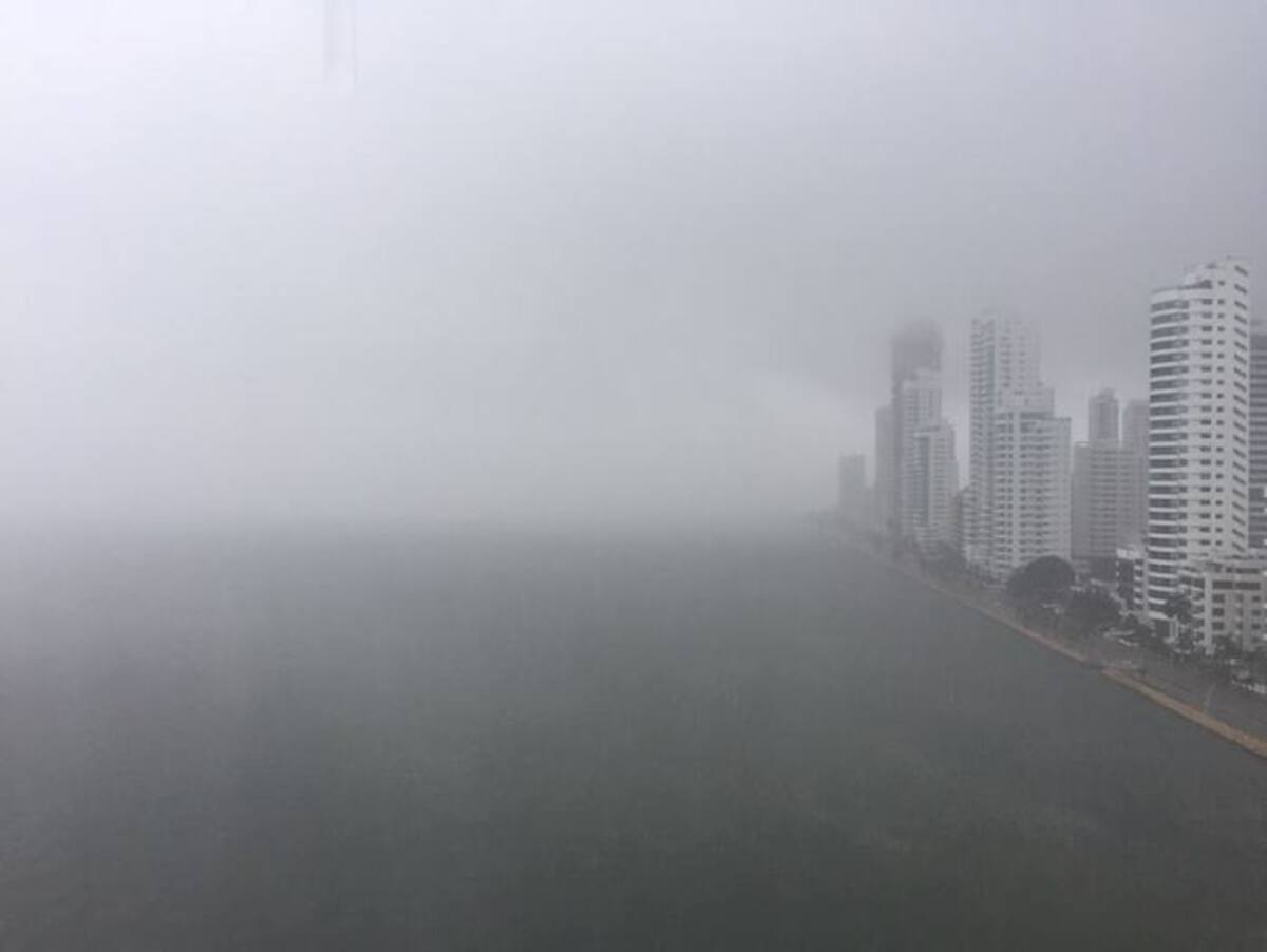 Plebiscito bajo la lluvia en Cartagena. Cortesía