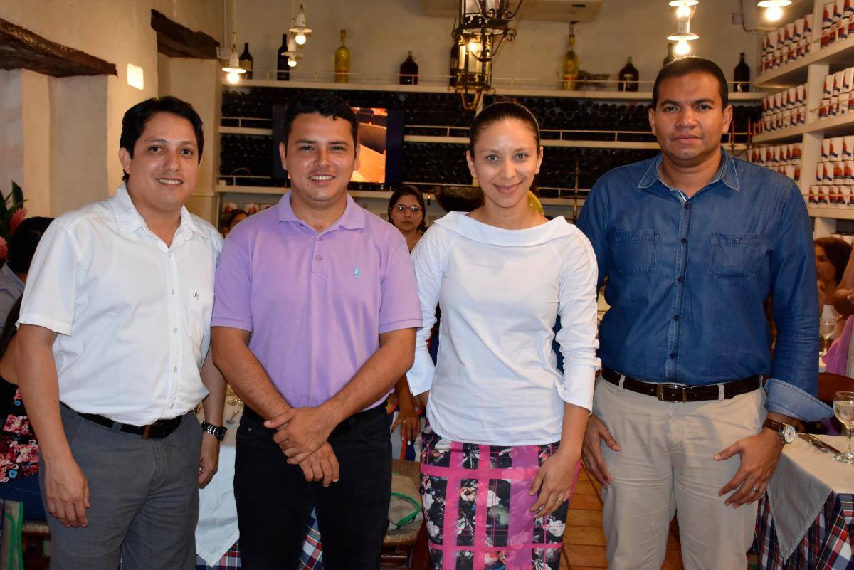 Gabriel Párez, Carlos Rivera, Dina Paz y David Carmona.