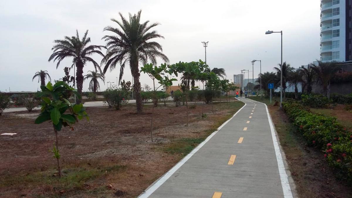 Parque Lineal Gabriel García Márquez.