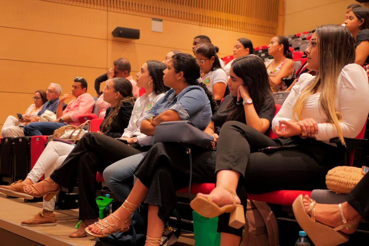 Distrito capacitó a representantes de copropiedades en Régimen de Propiedad Horizontal