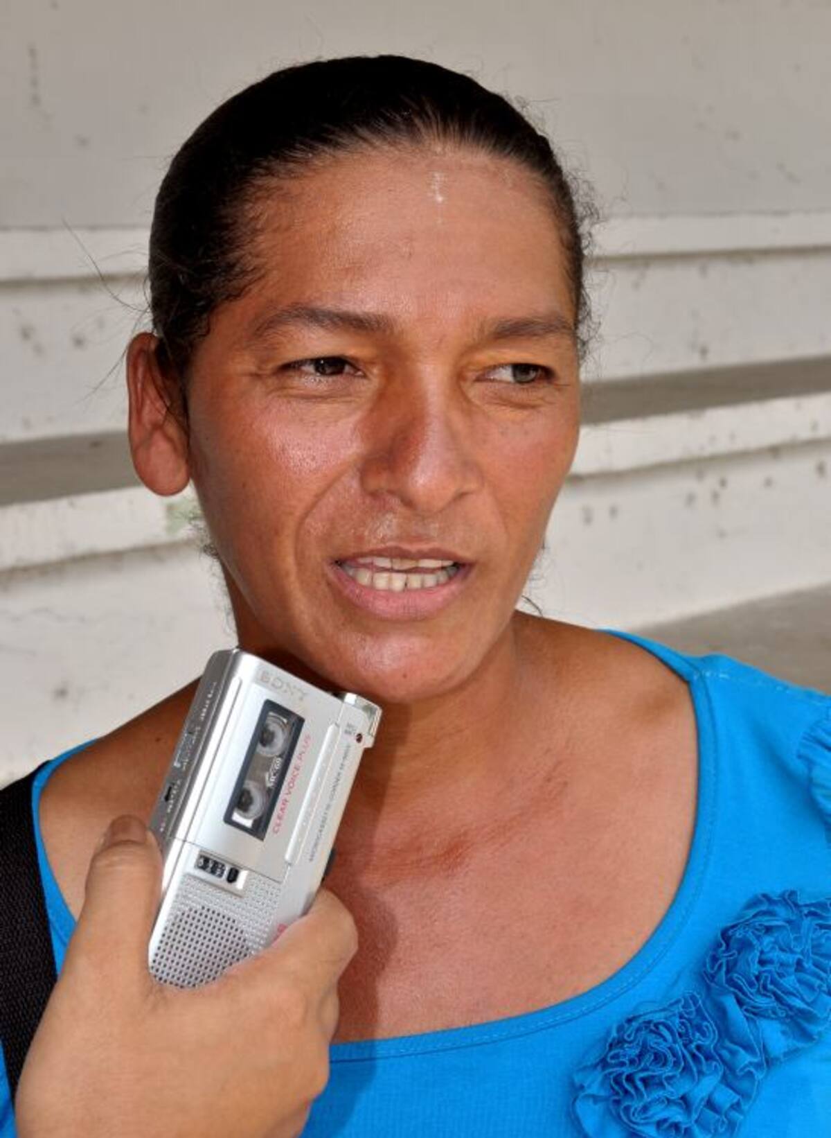 Estela Suárez Sierra, beneficiaria del programa "Vacas por la paz". CORTESIA