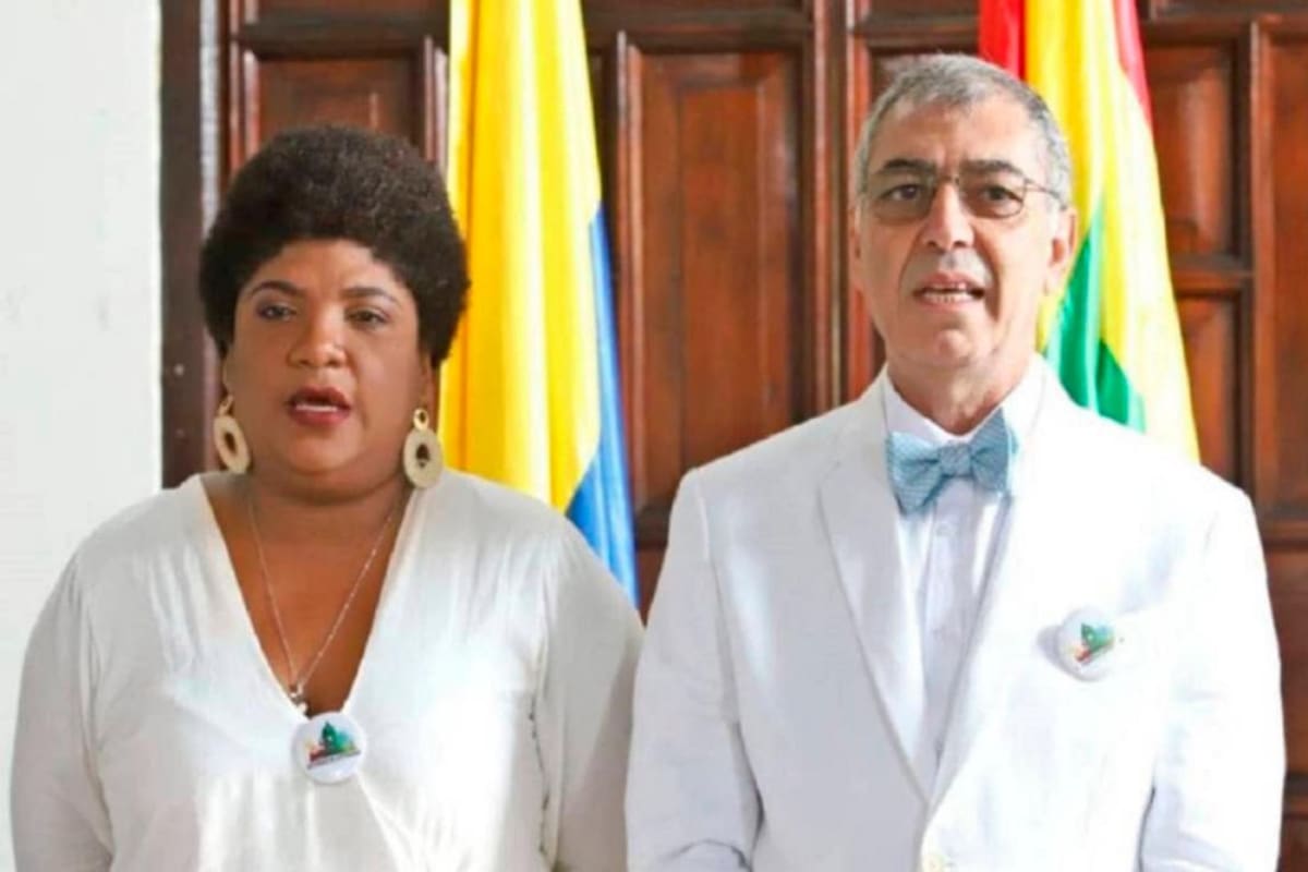 “Dau ha llegado al punto de decir que me prostituyo”, Cynthia, ex primera dama