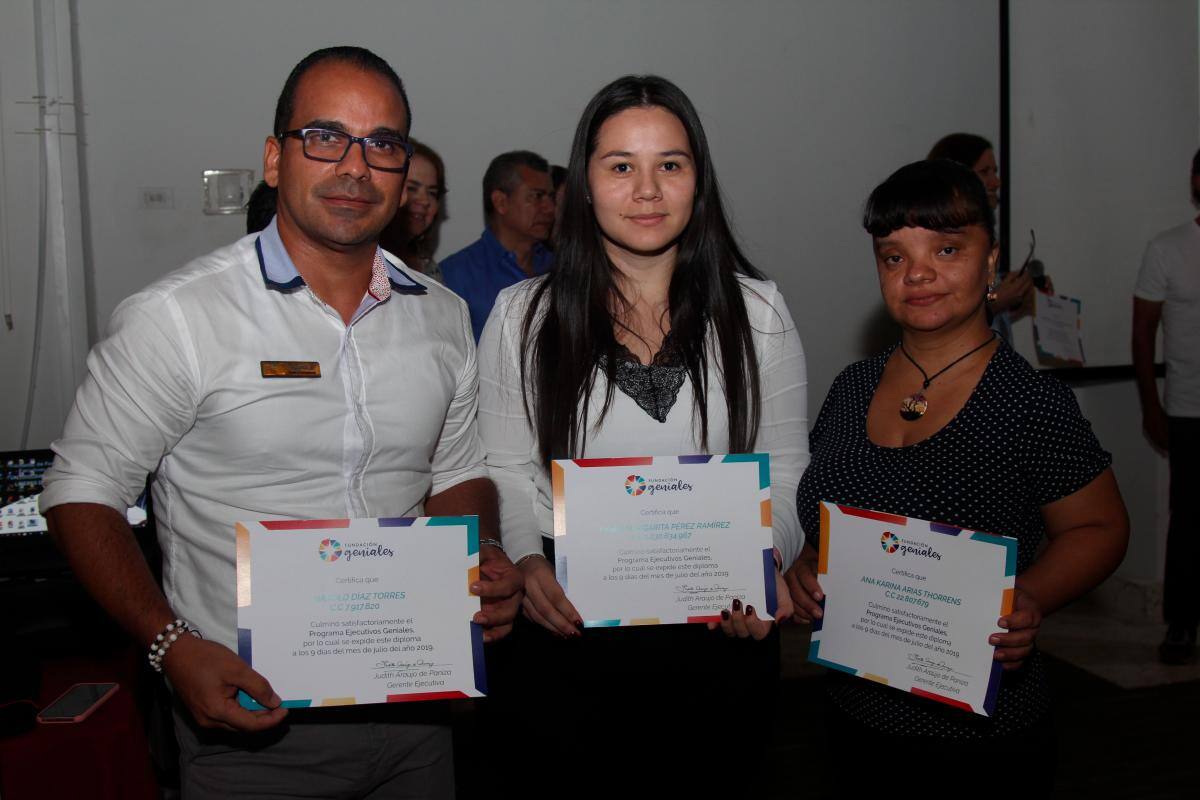 Harold Díaz, María Pérez y Ana Karina Arias.