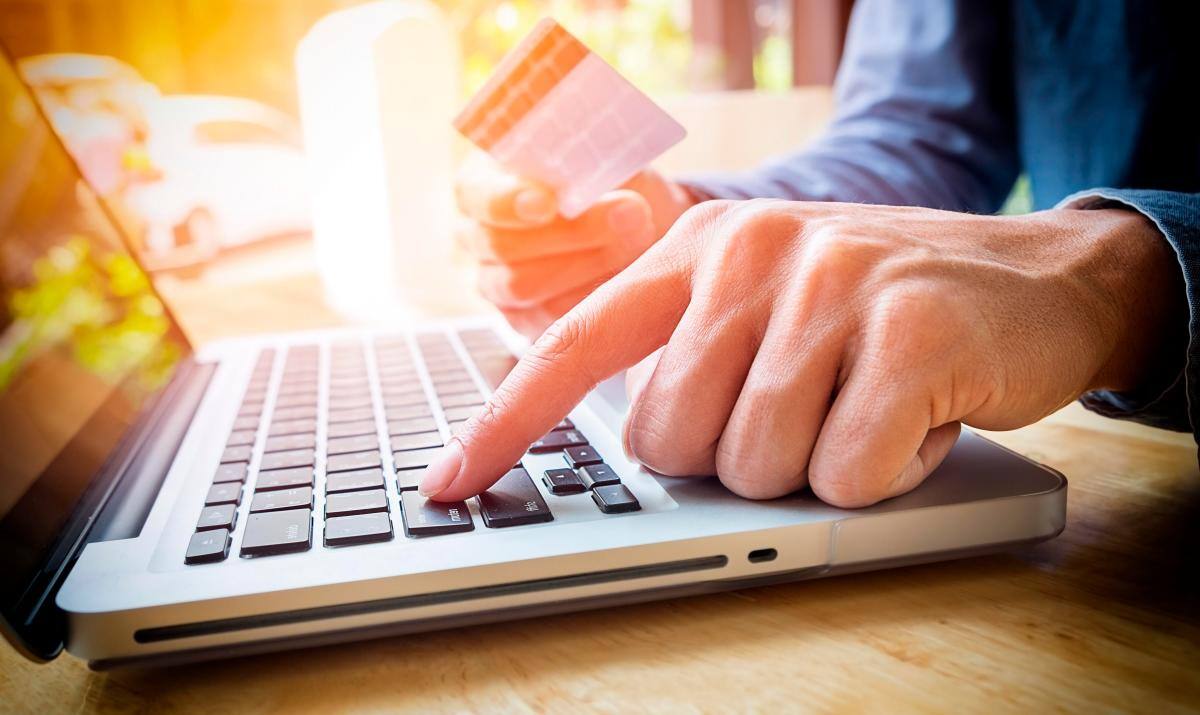 Hoy en el país el 75% de las transacciones se realizan a través del efectivo. Se busca bajar ese porcentaje con medios digitales. // ARCHIVO