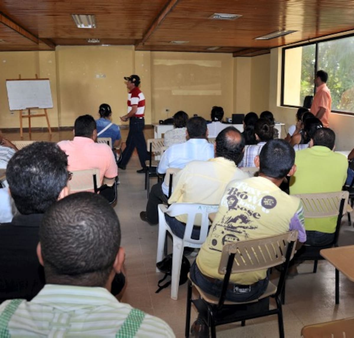 Los profesores amenazados son resguardados en la sede de Ademacor. EL UNIVERSAL - CÓRDOBA -