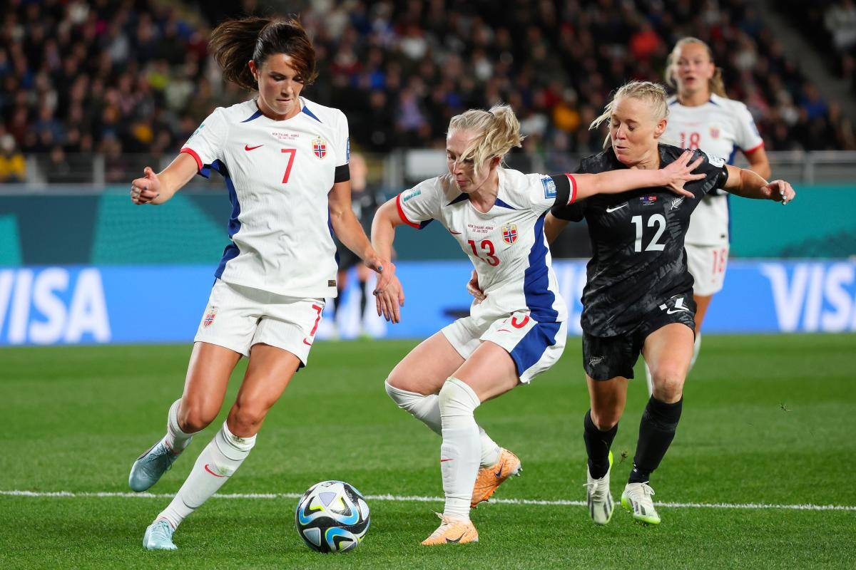 Mundial Femenino: Nueva Zelanda da la sorpresa a Noruega