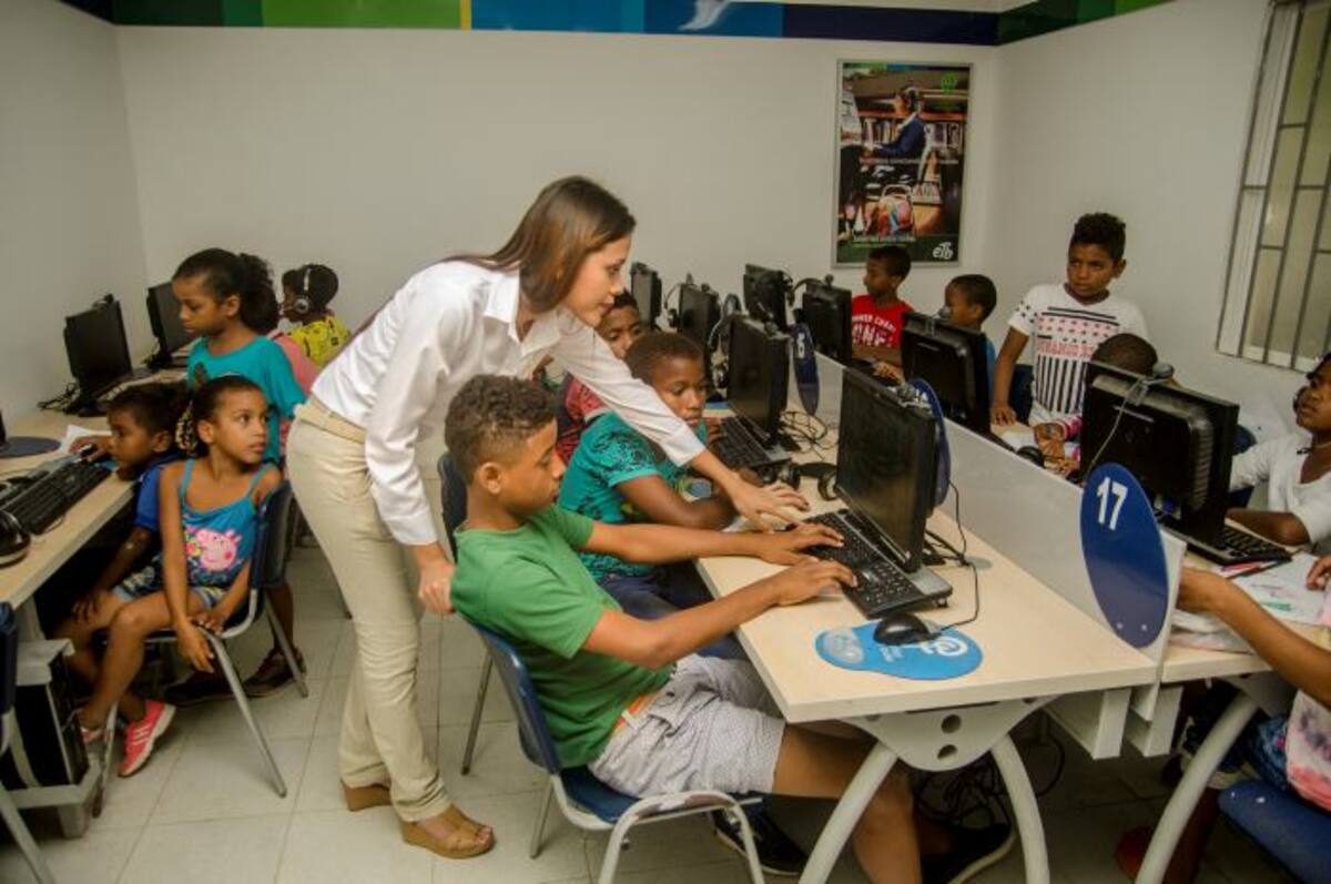 Los niños también son capacitados de manera gratuita en la nueva sede de la fundación. Cortesía