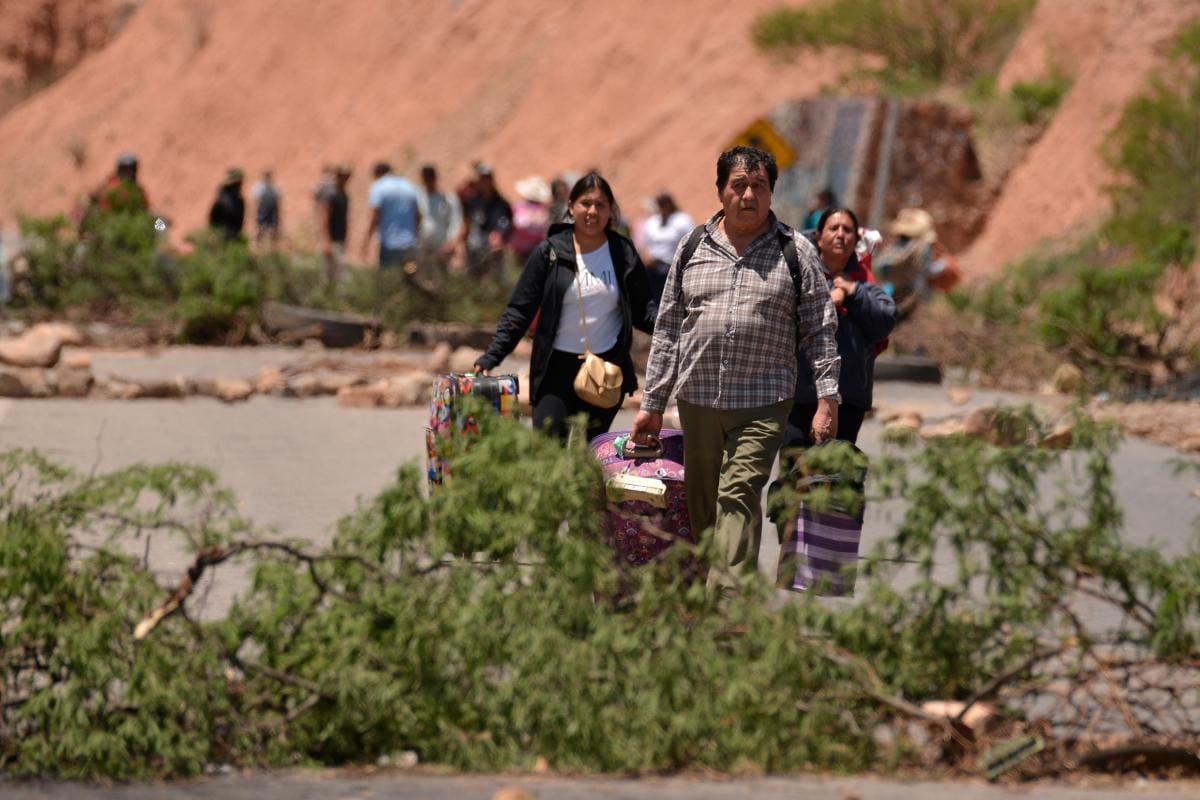 Defensoría del Pueblo de Bolivia exige solución a conflicto por prórroga de jueces