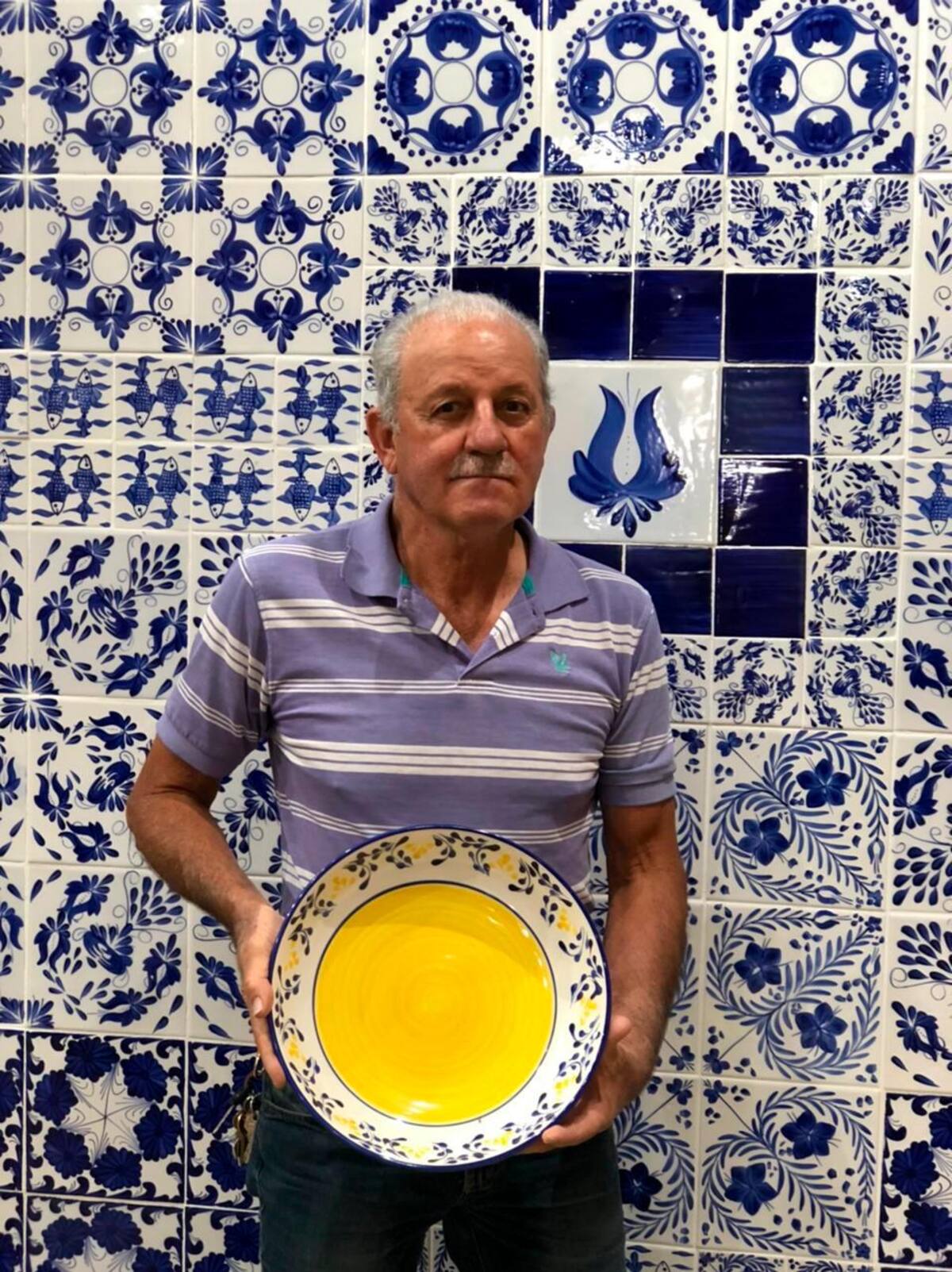 Don Gerardo Montoya.//Fotos: Cortesía Vajillas del Carmen