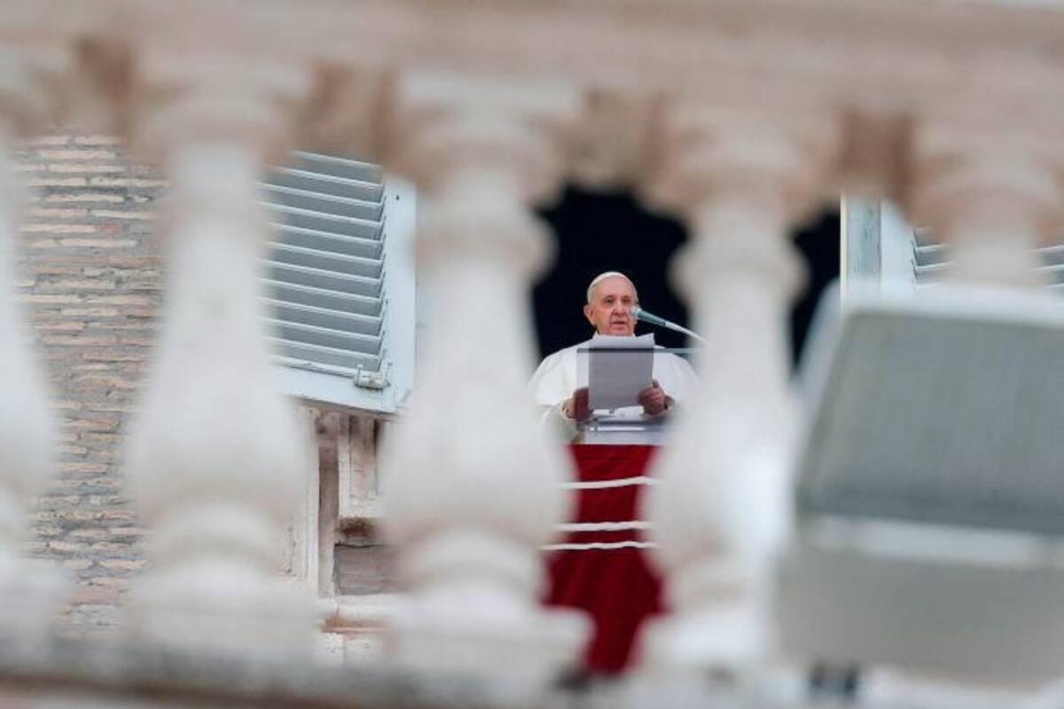 El papa Francisco insta a aligerar los trámites para la adopción