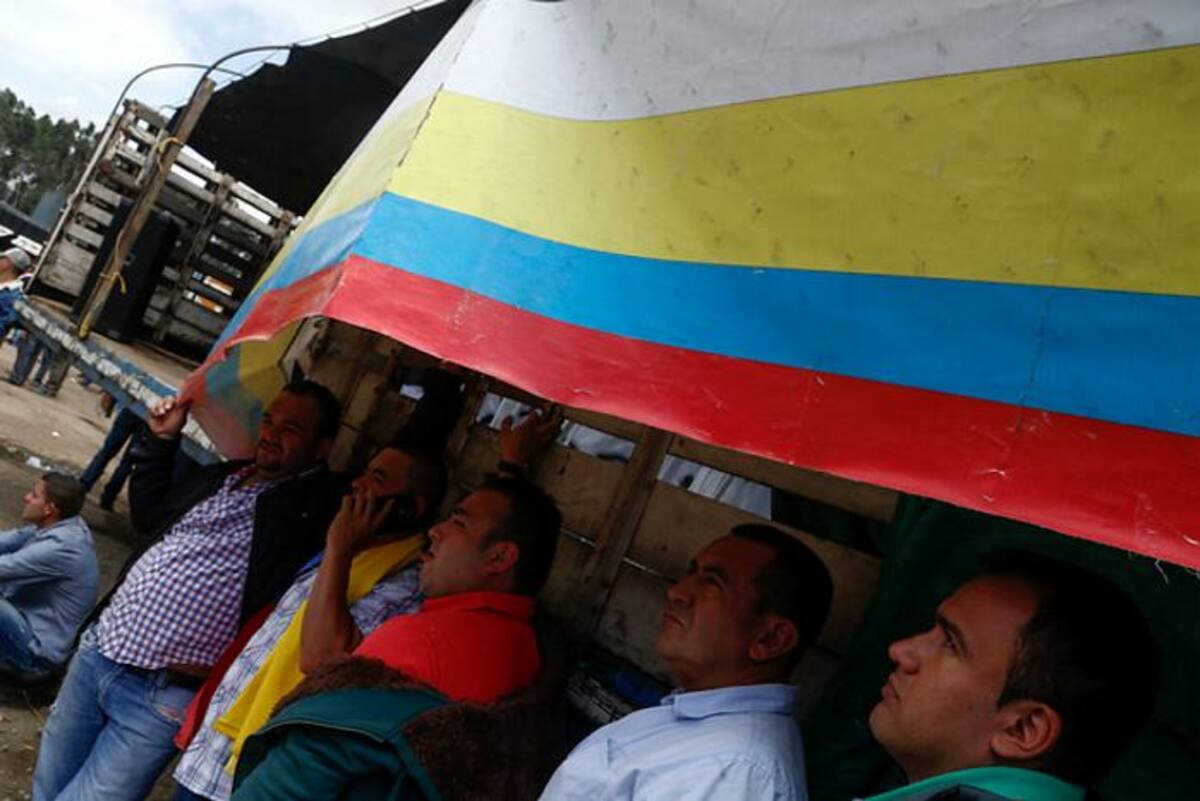 Esta acción responde a las necesidades humanitarias que se han generado durante las movilizaciones sociales debido a los bloqueos del transporte terrestre. //Colprensa.