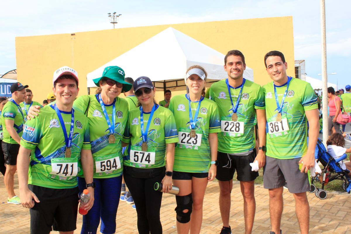 Óscar Ángel, Patricia Acero, Aura Medina, Beatriz Bustillo, Israel Márquez y Alejandro Haggar.