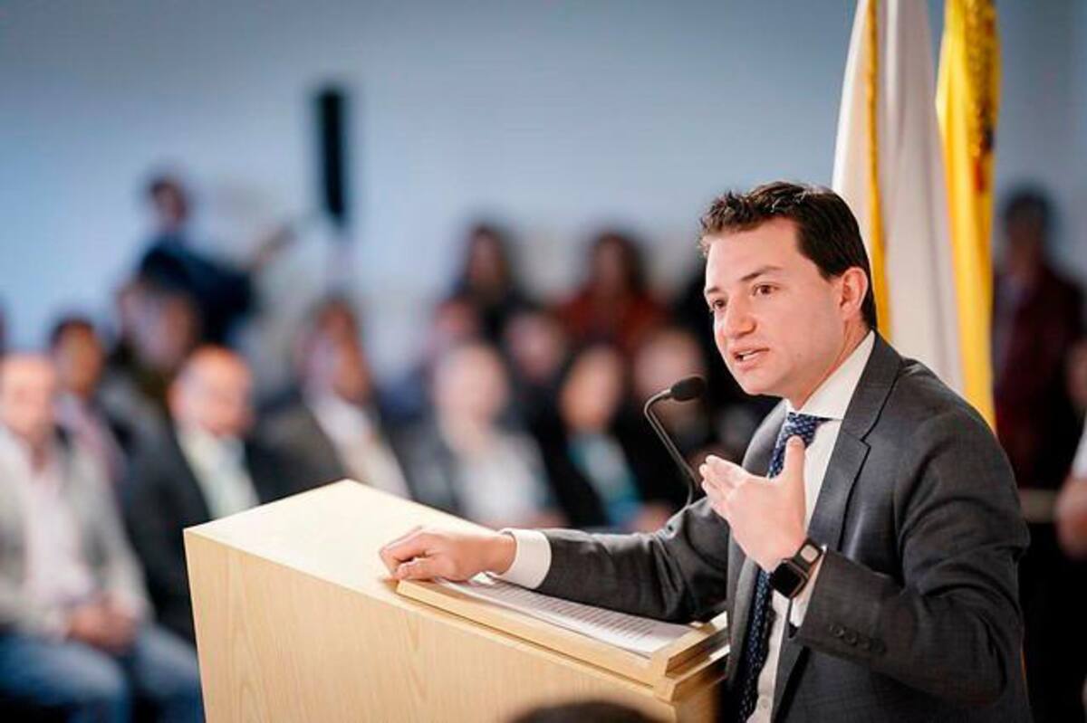 Carlos Felipe Córdoba, contralor General de la República.