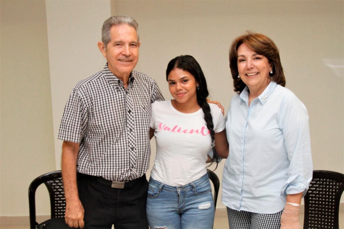 Erik Hoffman, Bertha Covo y Luz Toro.