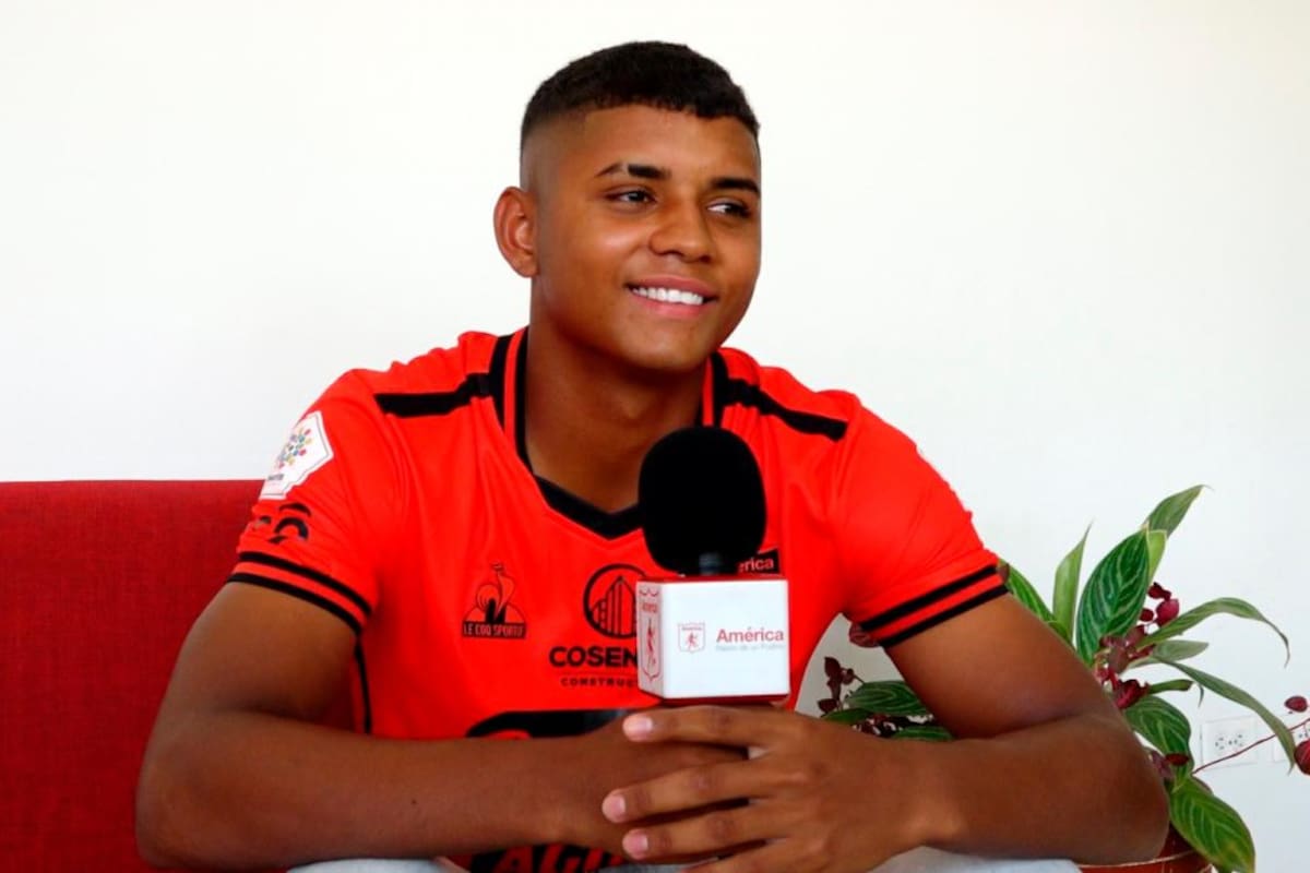 Josen Escobar, la promesa de América de Cali, es seguido por el City Group
