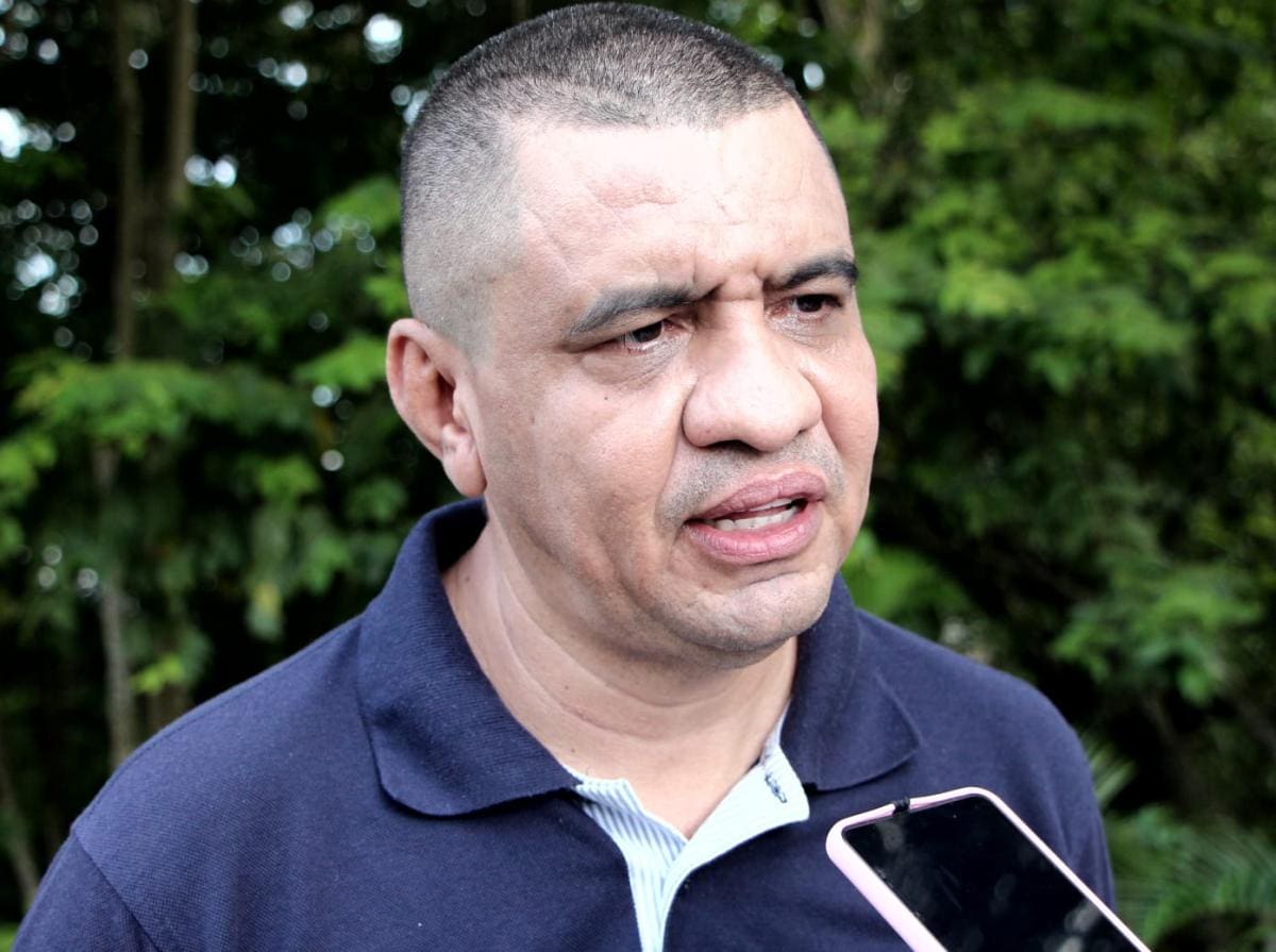 Miguel Rivas, del gremio de calzado. //Manuel Santiago Pérez - El Universal.