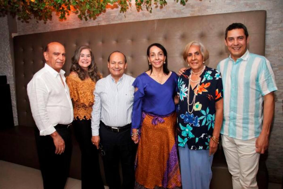 Jairo Yidios, Marle Rivera, Miguel Raad, Ada de Raad, Regina Barraza, Alexi Turizo.