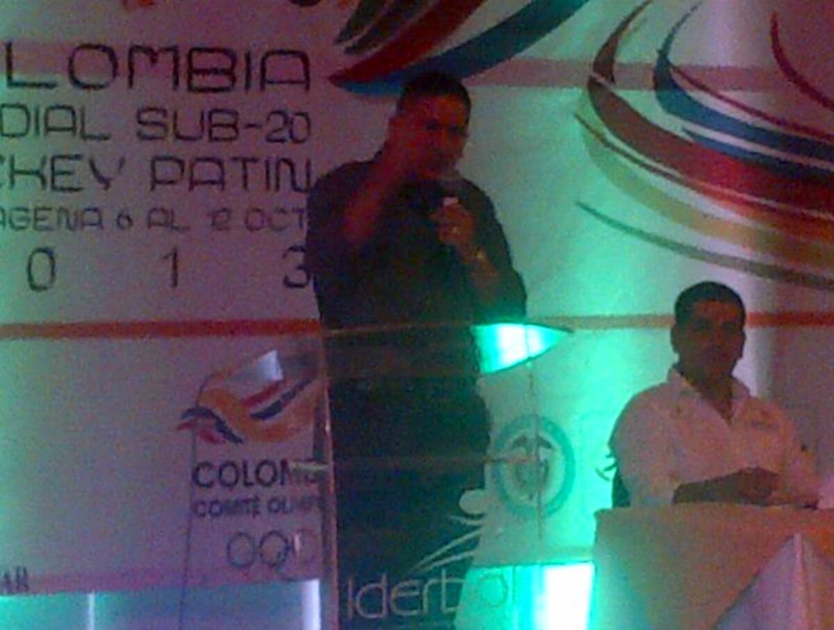 El gobernador de Bolívar, Juan Carlos Gossaín, en el lanzamiento del Mundial Juvenil de Hockey. EL UNIVERSAL