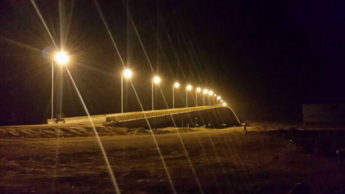 En esta foto se muestra el alumbrado del puente de Barú que está listo para ser inaugurado. Cortesía
