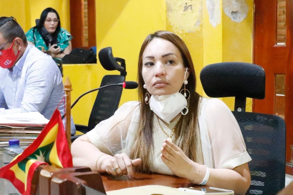 Consejo Gremial pide la dimisión de Gloria Estrada