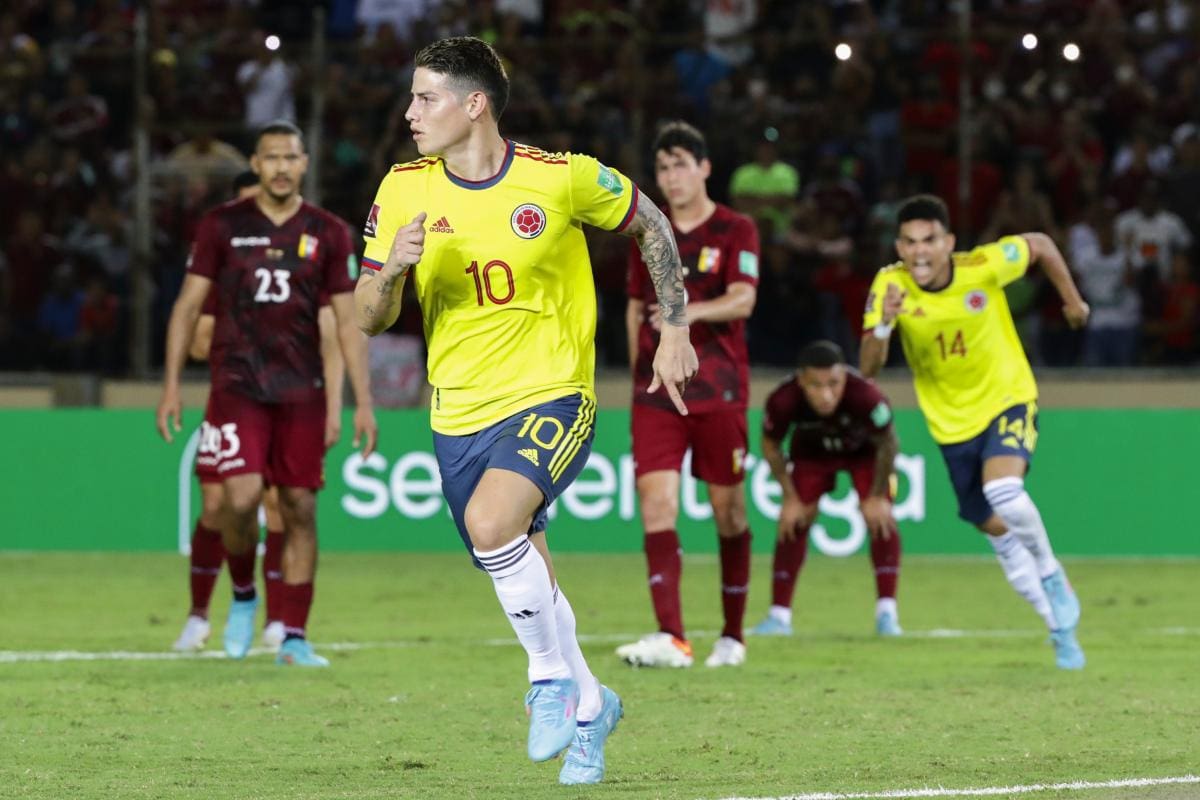 Video: el noble gesto de James Rodríguez con un niño